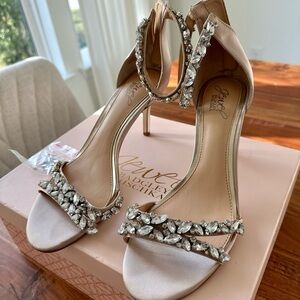 Jewel Badgley Mischka Brand
Caroline Embellished Strap Evening Shoe Size 8.5